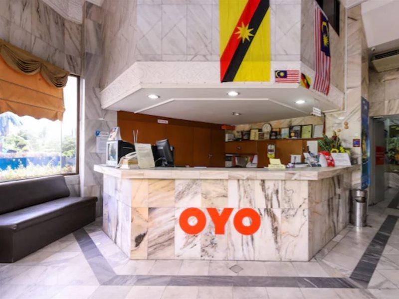 OYO 1007 Grand Supreme Hotel Kuching Exterior foto