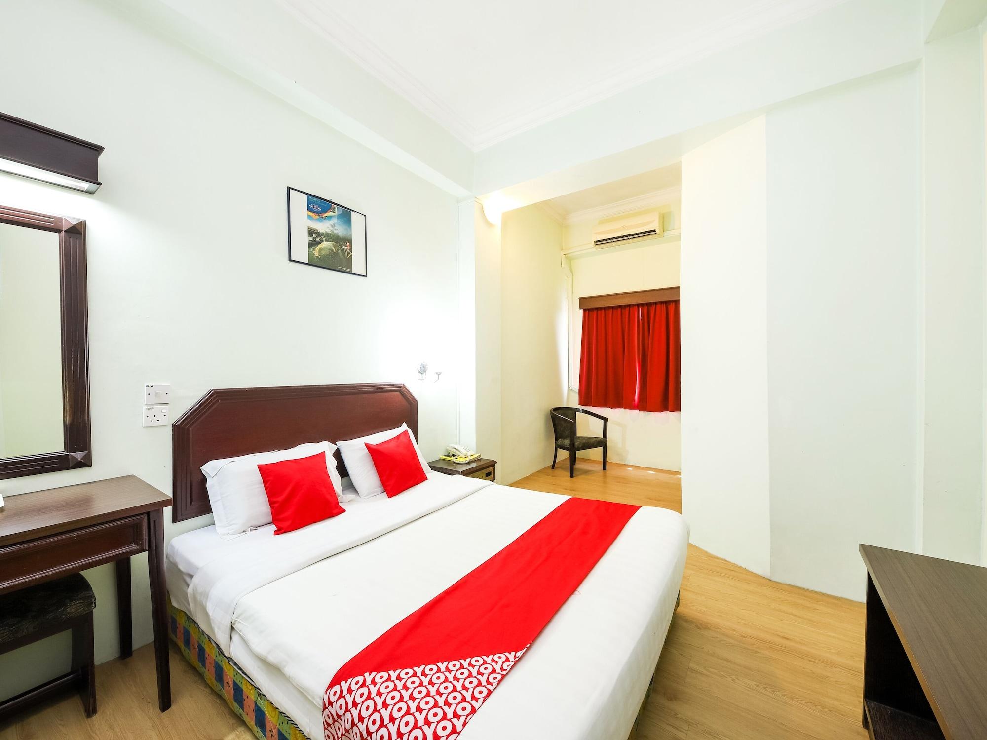 OYO 1007 Grand Supreme Hotel Kuching Exterior foto