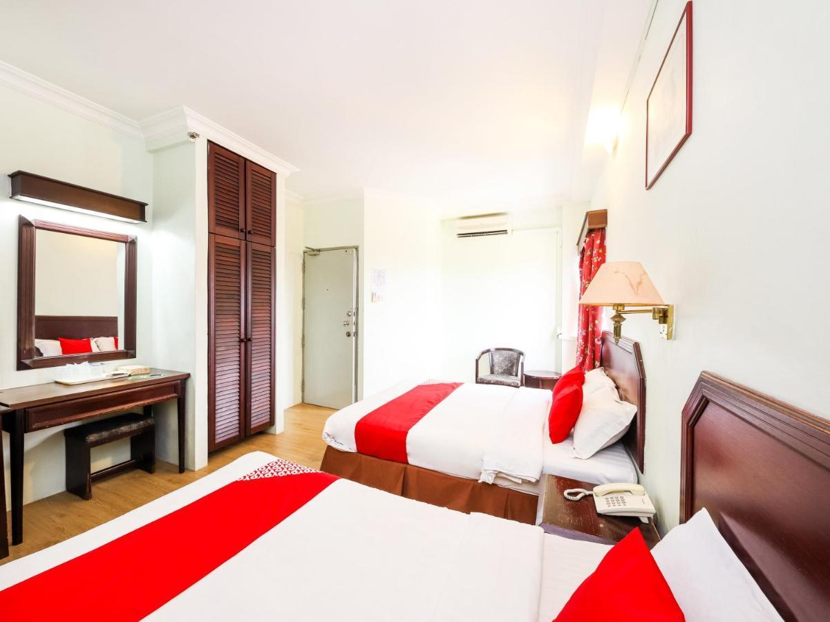 OYO 1007 Grand Supreme Hotel Kuching Exterior foto