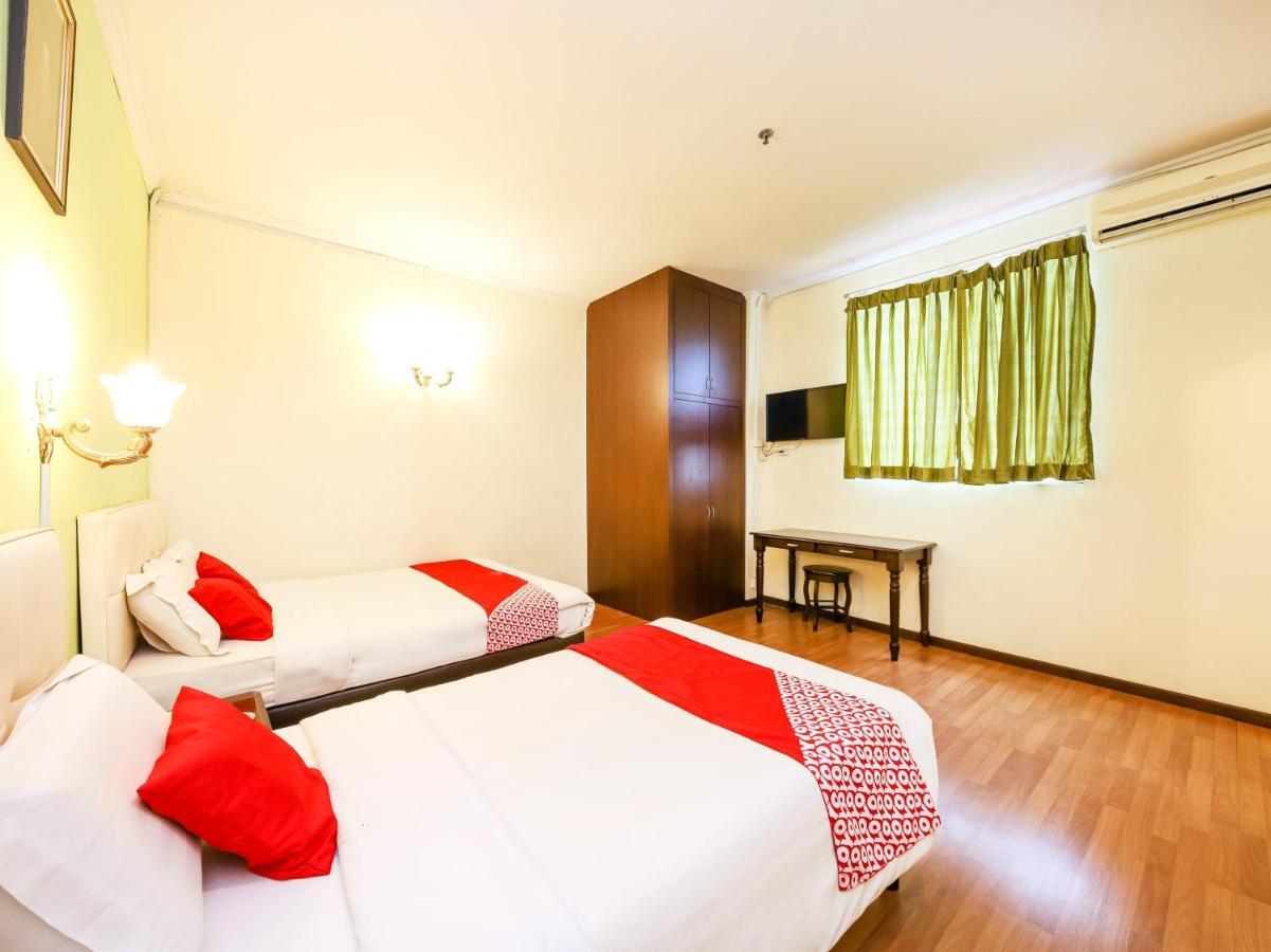 OYO 1007 Grand Supreme Hotel Kuching Exterior foto